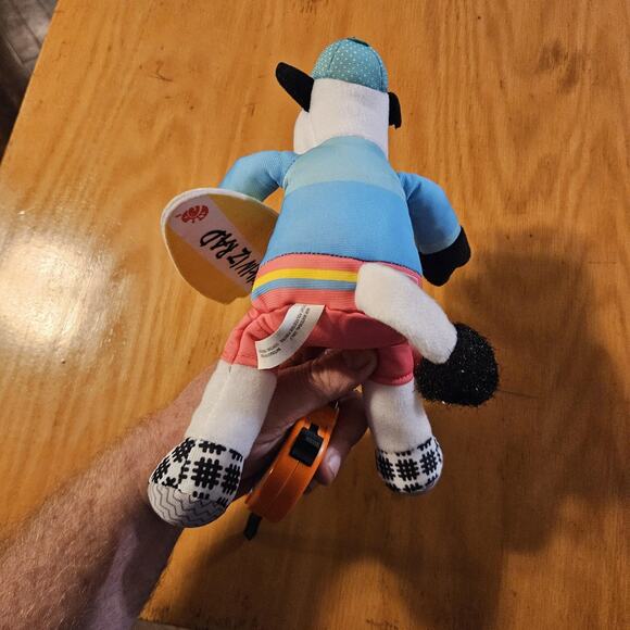 Chick-fil-A Surfer Cow Plush 2022 Chikin Iz Rad Stuffed Toy Promo Gift - Picture 6 of 10